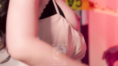 【大象传媒】av-0038 工事现场无套中出工地主任夫人-sammi